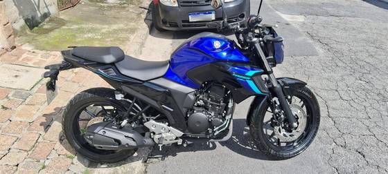 YAMAHA FZ25 FAZER ABS 